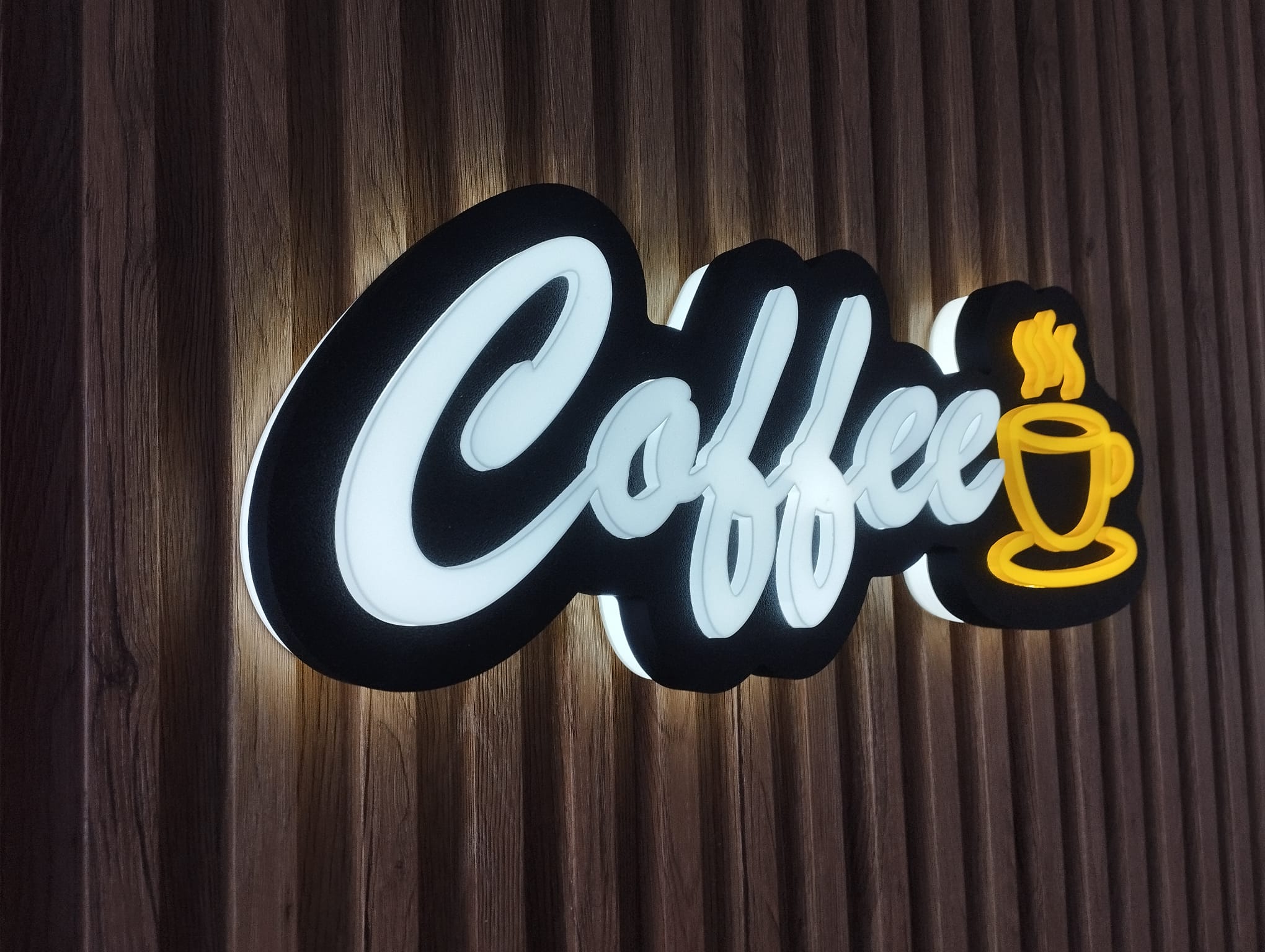 Luminárias Comerciais — detalhe